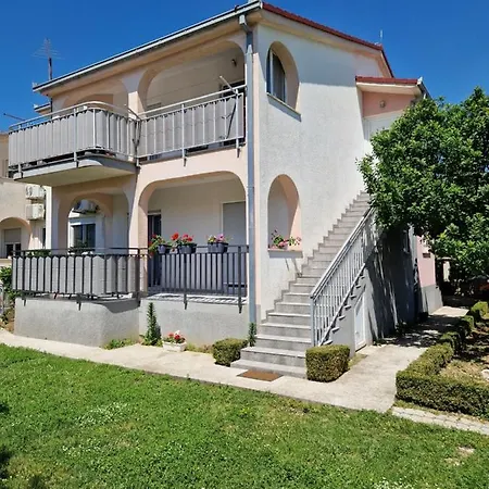 Apartman Place Under The Sun